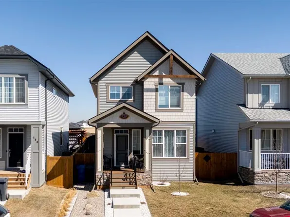 129 W Knight Ave, Crossfield, AB T0M 0S0
