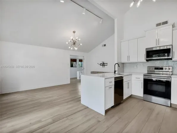 23384 Shetland Run, Boca Raton, FL 33433