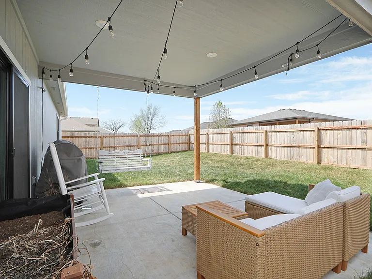 1812 Sutter Woods Rd — Photo 24