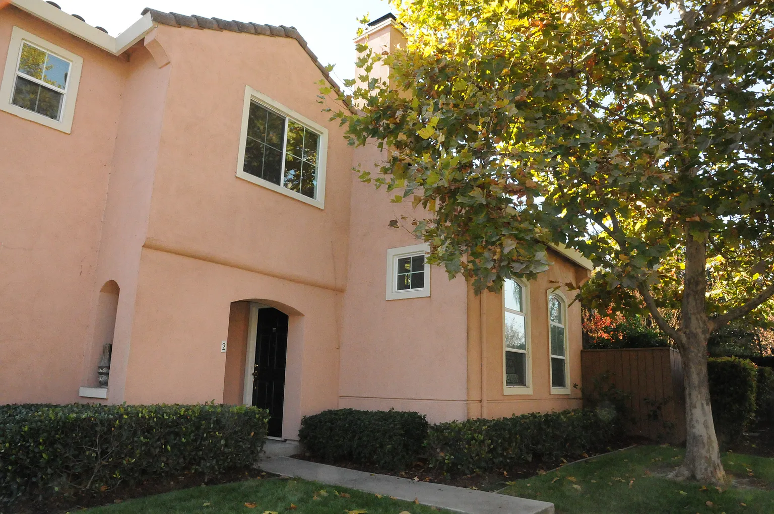 2 Capri Ct photo 1