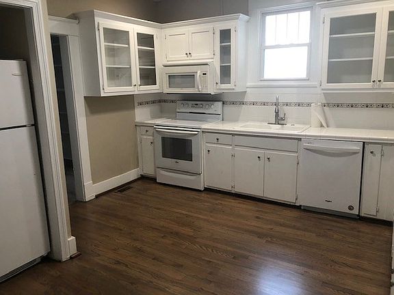 5th image of 1216 Belmont Dr