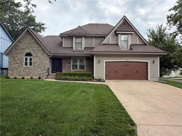12702 W 120th St, Overland Park, KS 66213
