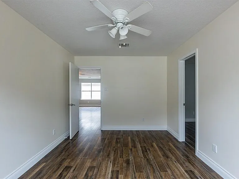 12023 Meadow Place Dr — Photo 24