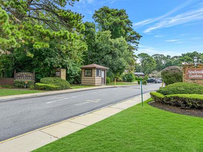 17 Newbrook Lane #17, Bay Shore, NY, 11706