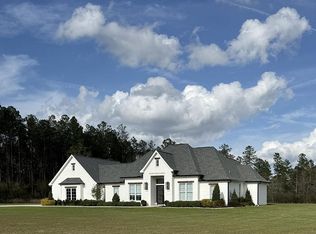 303 Bell Tower Pkwy, Carriere, MS 39426