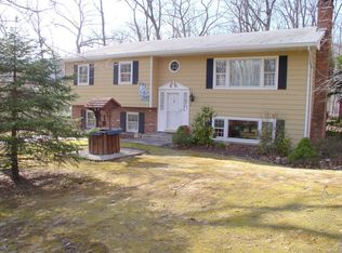 5 Call Hollow Rd, Pomona, NY 10970