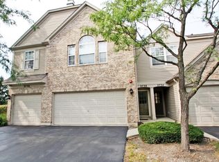 2738 Rockport Ln, Naperville, IL 60564