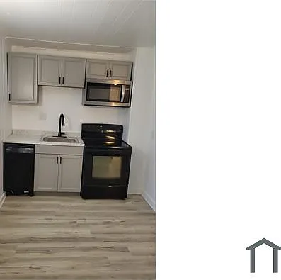 1613 Columbia Ave #B — Photo 4