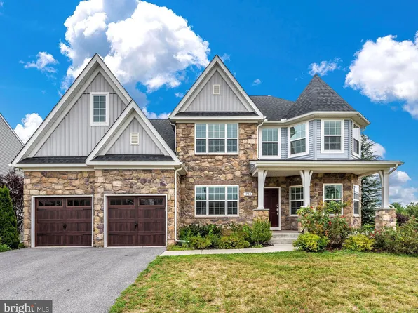 1704 Trotter St, Frederick, MD 21702