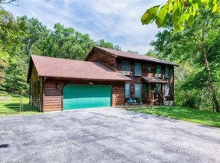 1319 Timber Terra Rd, Ballwin, MO 63021