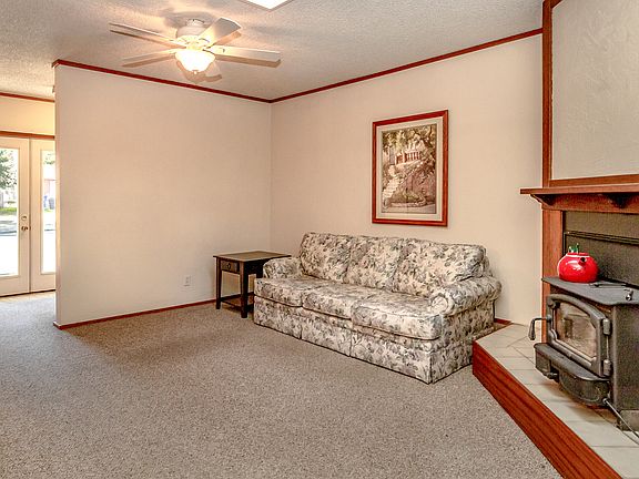 3rd image of 12623 107th Avenue Ct E