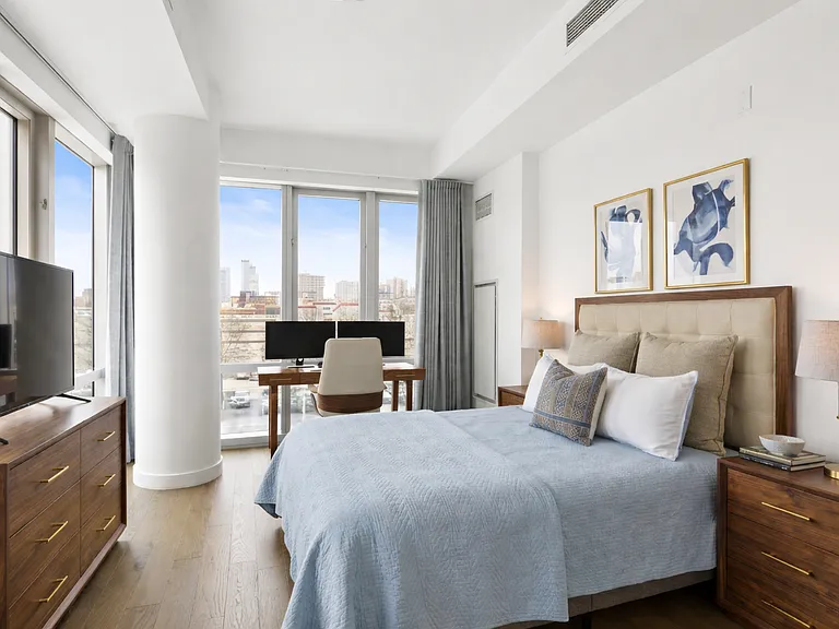 75 Park Ln #201 — Photo 9