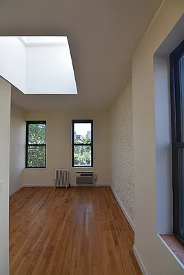 Rented by Buchbinder & Warren | media 6