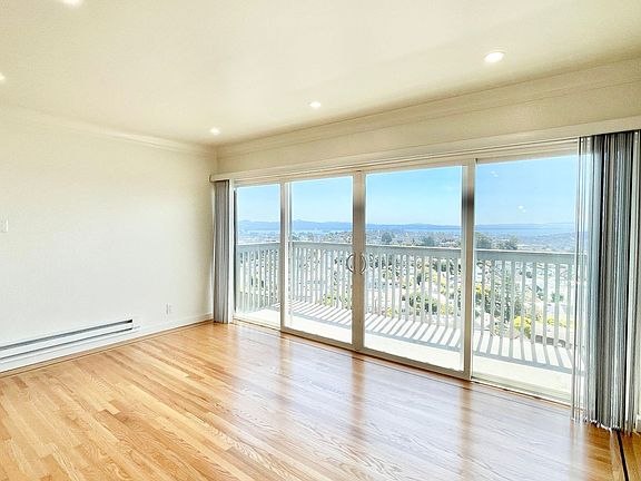 3rd image of 3649 Market St APT 504
