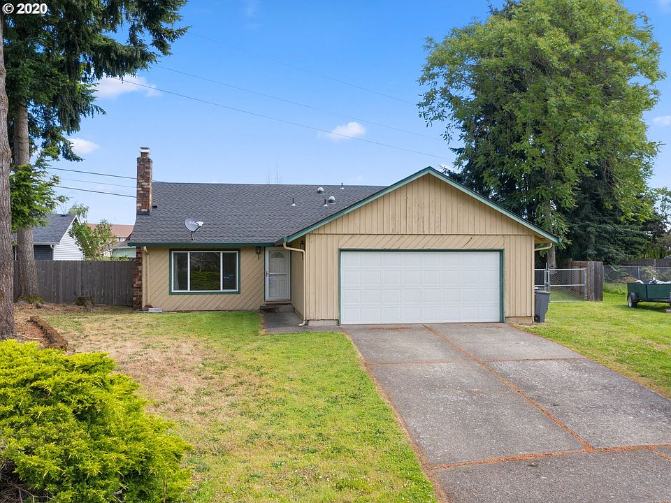 1st image of 1001 SE 144th Ct