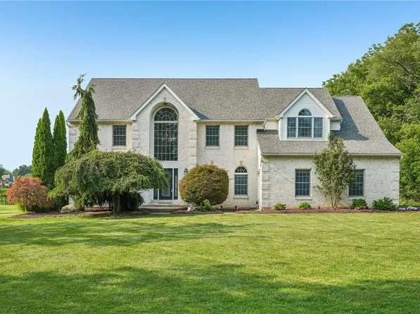 860 Newlins Rd E, Easton, PA 18040