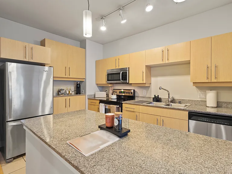 4414 Cedar Springs Rd — Photo 15