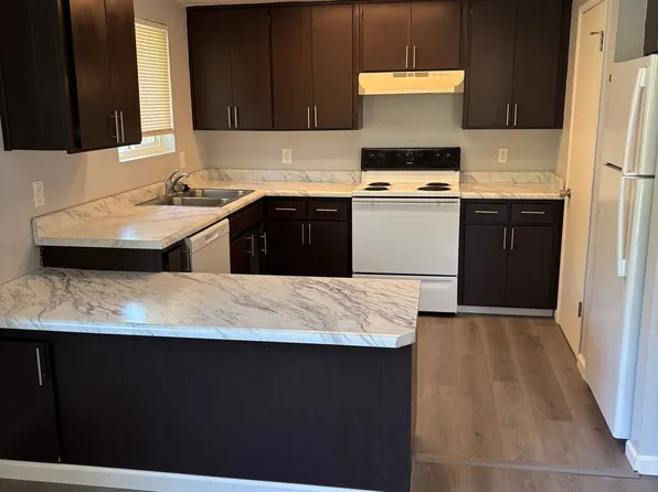 450 - Pine Street Apartments