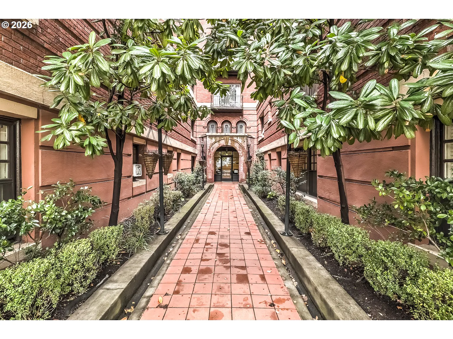 1829 NW Lovejoy St Unit 103 photo 1