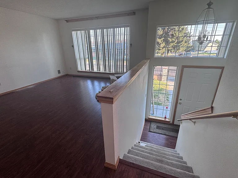 623 E Euclid Ave — Photo 9