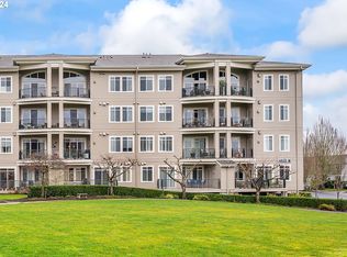 4832 NW Promenade Ter UNIT 421, Portland, OR 97229