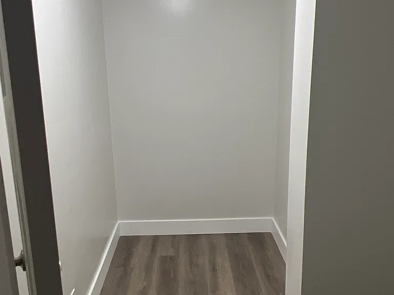 1142 W Lucky Cv — Photo 17