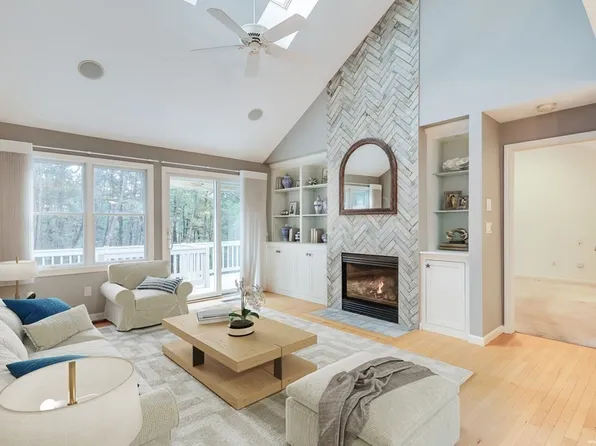 26 Latham Wood #26, Plymouth, MA 02360