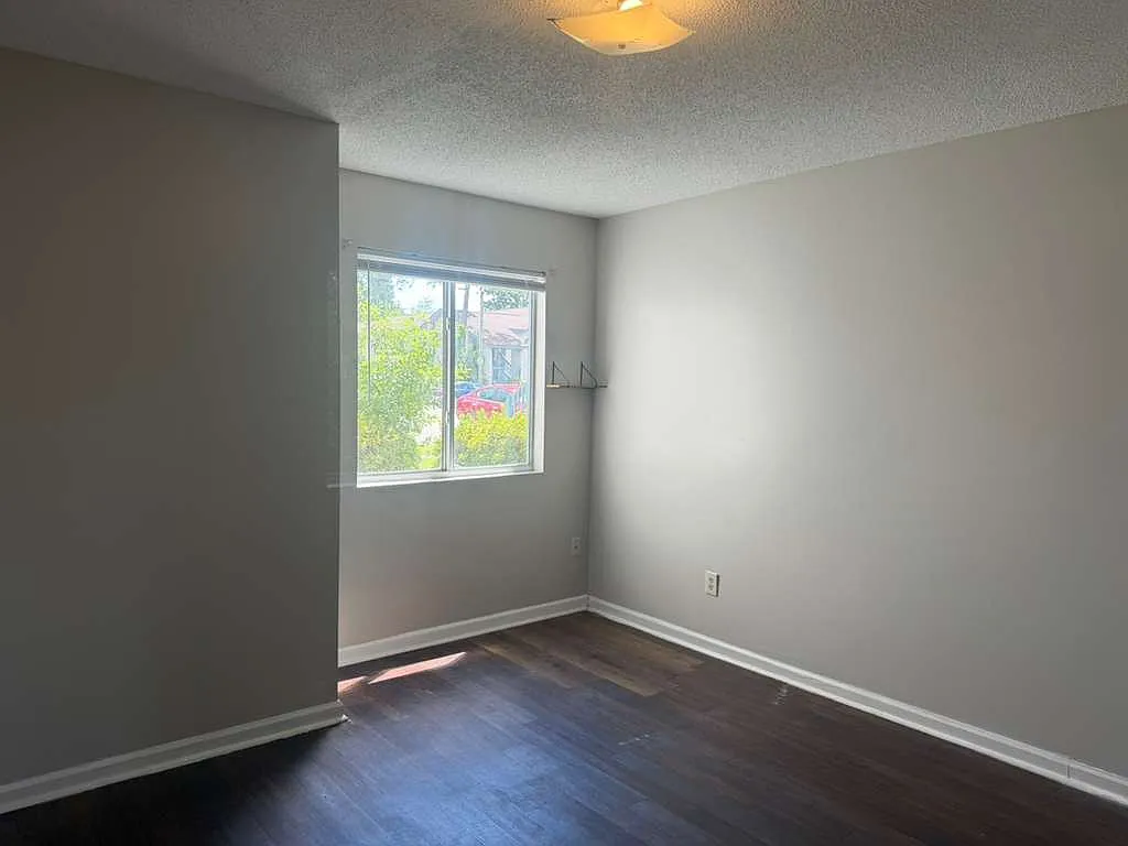 910 Brett Drive Unit 26 - 1 — Photo 4