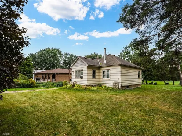 1412 Old York Rd, Burlington, ON L7P 4Z5