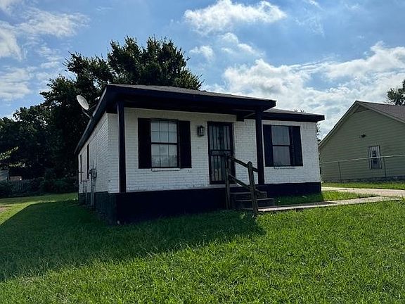 3rd image of 4458 Medley Ln