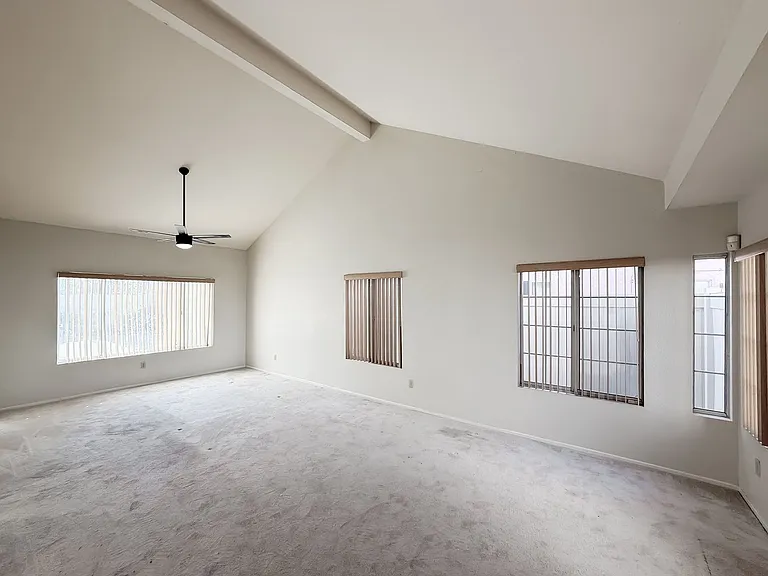40041 Zamura Ct — Photo 7