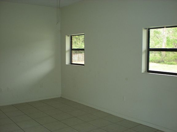 3rd image of 5150 N Us Highway 1