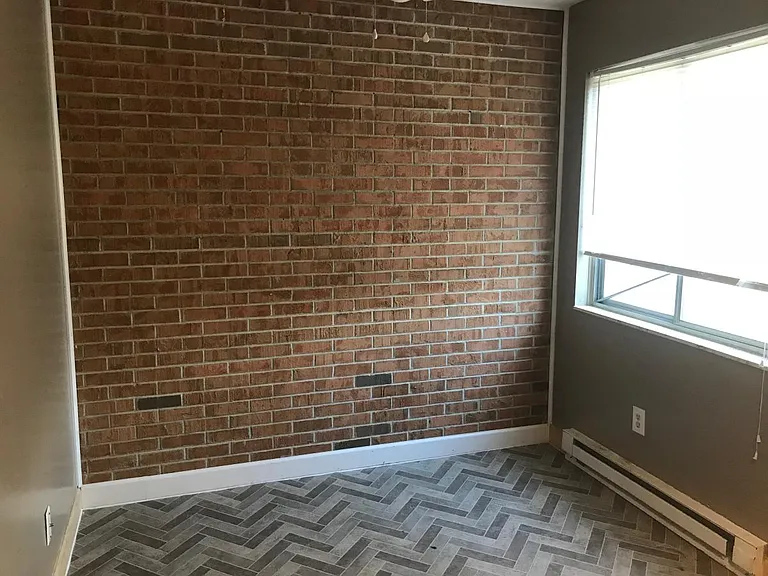 Kitchen Dining Area