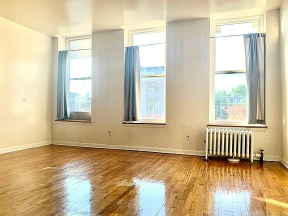 5th image of 732 Lexington Ave Floor 2