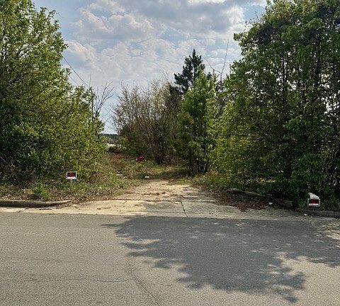 3rd image of 7505 Overbrook Dr