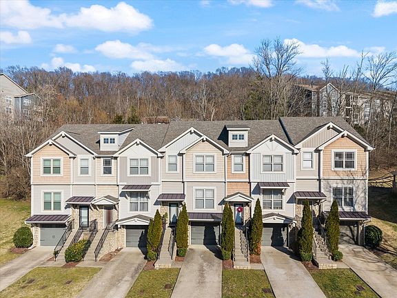 2nd image of 153 Stonecrest Dr