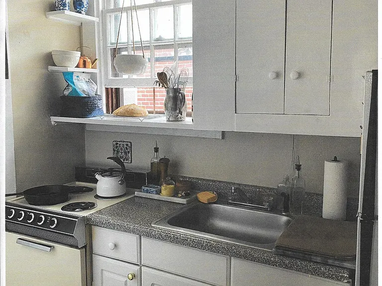 224 Waterman St #1R — Photo 4