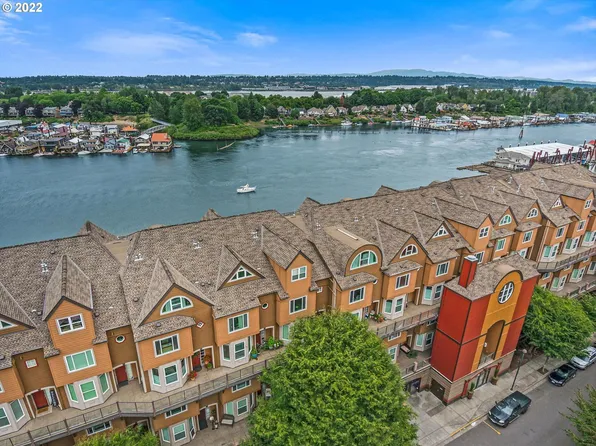 905 N Harbour Dr Unit 9, Portland, OR 97212