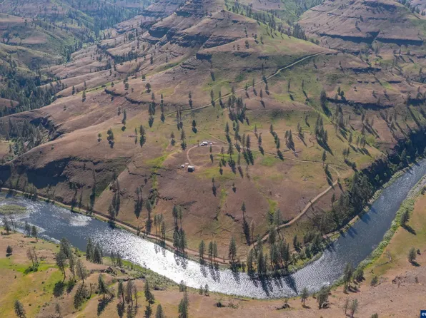 N Fork Rd, Monument, OR 97864