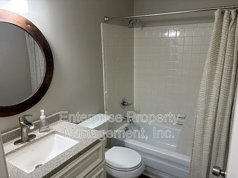 6843 Autumnhill Ln — Photo 17