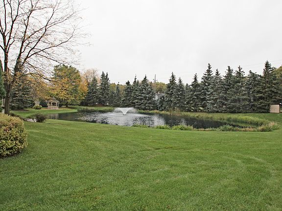 5th image of 8517 S Country Club Dr #41