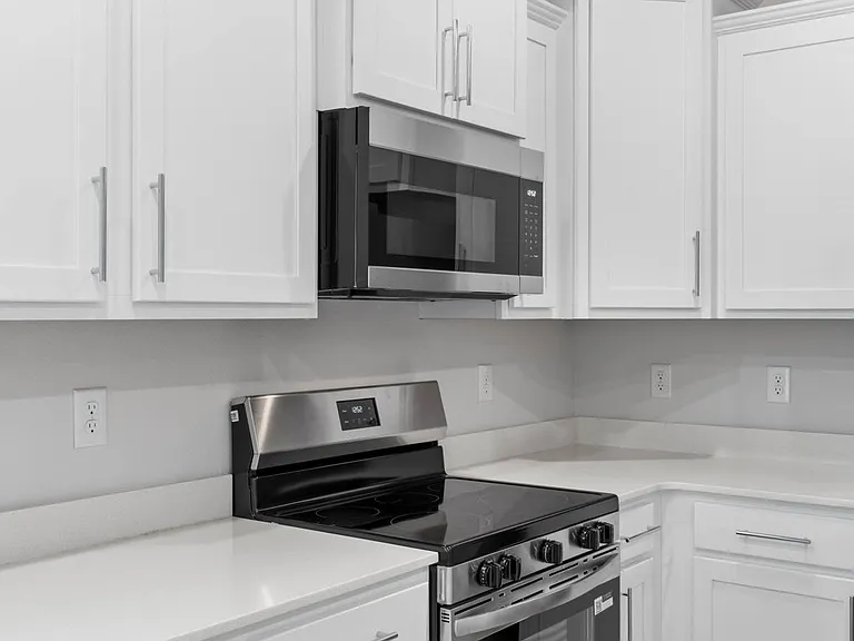 Javelin Townhomes — Photo 16