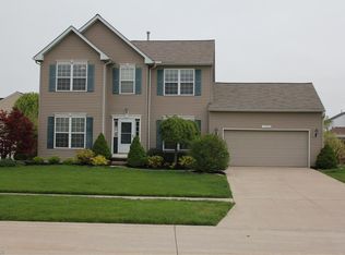 5185 Windsor Dr, North Ridgeville, OH 44039
