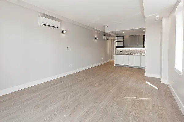 Rented by Cityside Rentals Corp | media 4