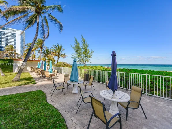 1936 S Ocean Dr APT 2D, Hallandale, FL 33009
