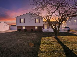 5220 Edgeview Rd, Columbus, OH 43207