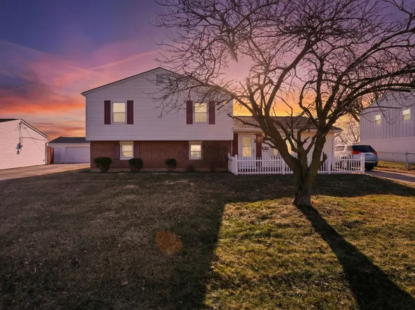 5220 Edgeview Rd, Columbus, OH 43207