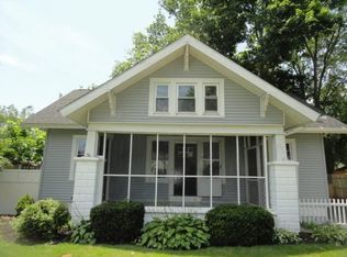 14 Greene St, Warwick, RI 02886