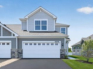 4209 Meadowridge Rd, Woodstock, IL 60098
