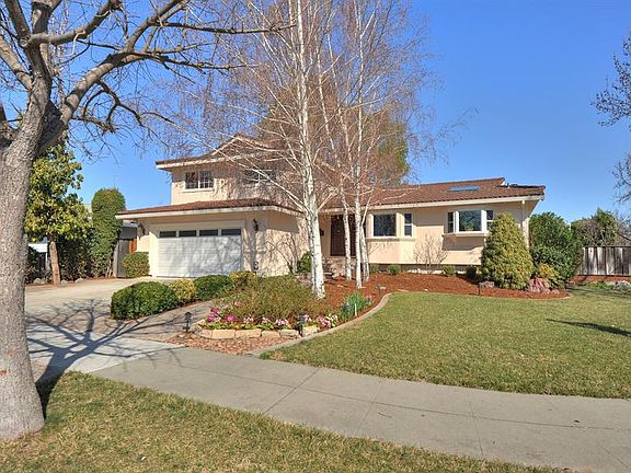 2nd image of 725 Vonna Ct